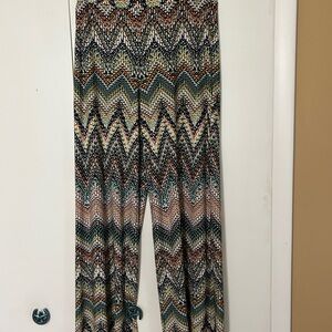 Vibrant Chevron Pattern Wide Leg Pants